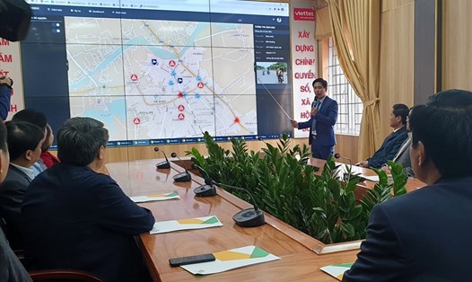 Tại tỉnh Quảng Trị đưa Trung tâm giám sát điều hành thông minh tỉnh đi vào hoạt động với chức năng giám sát, điều hành tổng hợp nhiều hoạt động. Ảnh: HT