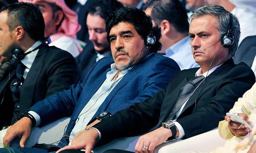 Cố huyền thoại Diego Maradona bất ngờ có trong danh sách ứng viên thay thế Jose Mourinho tại Tottenham. Ảnh: Globo Esporte
