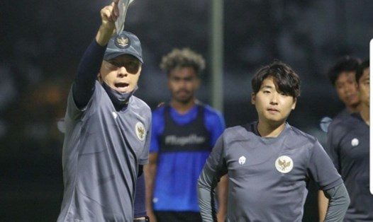 Huấn luyện viên Shin Tae-yong sẽ bắt tay vào việc chuẩn bị cho tuyển Indonesia dự vòng loại World Cup sau khi xuất viện. Ảnh: PSSI.