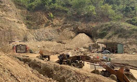 Đơn vị khai thác mỏ đã bị xử phạt phạt 90 triệu đồng do vi phạm hành chính về lĩnh vực bảo vệ môi trường.