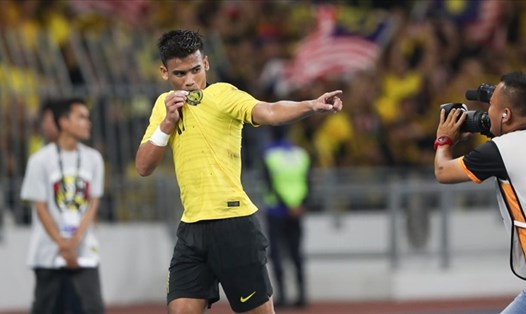 Tuyển Malaysia muốn làm mới hàng công, để giảm áp lực ghi bàn cho các tiền vệ như Safawi Rasid. Ảnh: AFC.