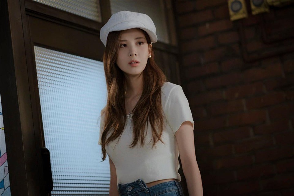 Seohyun (SNSD) sẽ vào vai nữ chính trong phim mới "Moral Sense". Ảnh cắt phim.