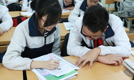Có phương pháp ôn thi phù hợp sẽ giúp học sinh đạt điểm thi cao trong kì thi tuyển sinh vào lớp 10. Ảnh minh hoạ: Hải Nguyễn