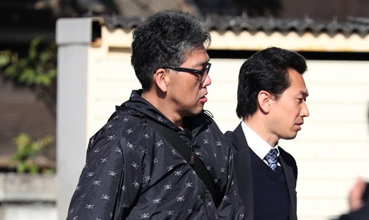 Nghi phạm Yasumasa Shibuya (trái) sát hại bé gái Việt Nam bị kết án tù chung thân. Ảnh: AFP