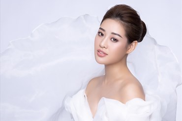 Hoa hậu Khánh Vân tung ảnh ngọt ngào, dịu dàng. Ảnh: MU.