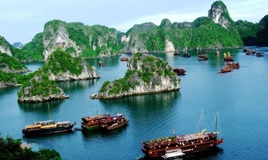 Sau dịch COVID-19, Quảng Ninh gấp rút xây dựng nhiều giải pháp để kích cầu du lịch nội địa. Ảnh: Q.N
