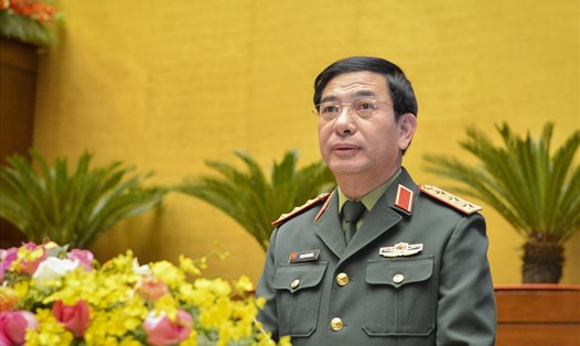 Thứ trưởng Bộ Quốc phòng Phan Văn Giang đã giới thiệu, quán triệt chuyên đề. Ảnh: Hải Nguyễn