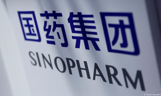 UAE sẽ sản xuất vaccine COVID-19 của Sinopharm Trung Quốc theo một thỏa thuận liên doanh được ký kết. Ảnh: AFP