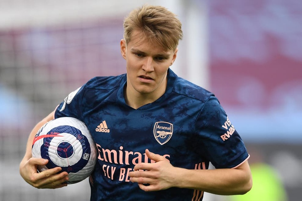 Martin Odegaard đã sớm thể hiện khả năng nhưng không chắc anh sẽ ký hợp đồng chính thức với Arsenal. Ảnh: Arsenal