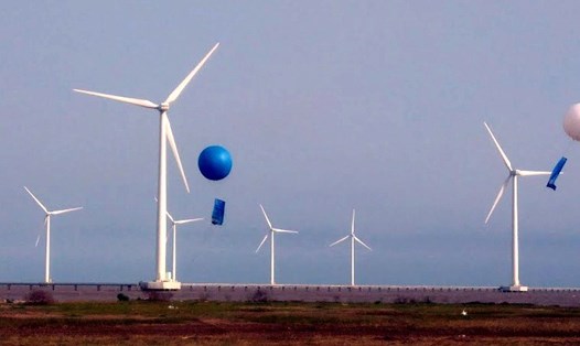 Điện gió tại Bạc Liêu đang phát triển nóng. Ảnh: Nhật Hồ