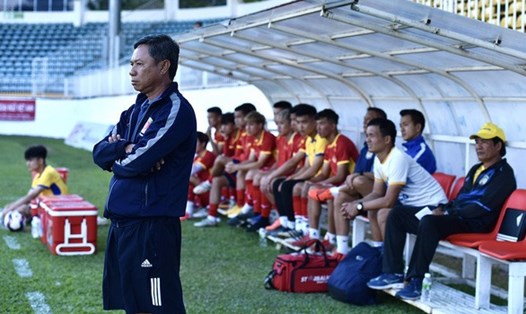 Đội bóng Công an Nhân dân do huấn luyện viên Phạm Công Lộc dẫn dắt với 11 cầu thủ mượn từ Hoàng Anh Gia Lai. Ảnh: Anh Tiến.