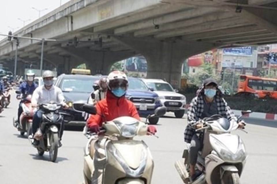Dự báo thời tiết 6.3: Nam Bộ nắng nóng, có nơi trên 36 độ C Dự báo thời tiết 6.3: Nam Bộ nắng nóng, có nơi trên 36 độ C