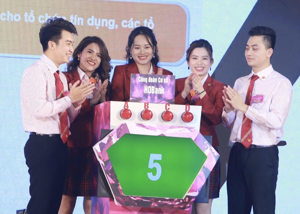 Tiết mục dự thi của Công đoàn cơ sở HDBank. Ảnh: CĐN