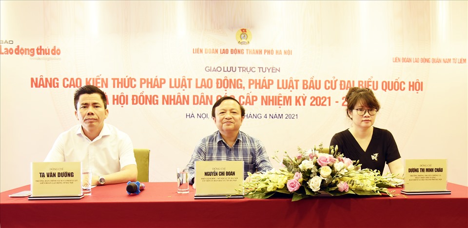 Các chuyên gia tham dự buổi giao lưu. Ảnh: Hà Anh