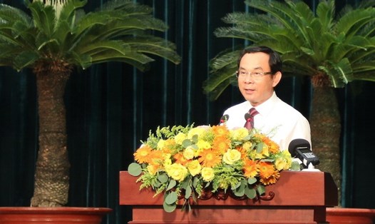 Bí thư Thành ủy TPHCM Nguyễn Văn Nên phát biểu tại hội nghị.  Ảnh: Minh Quân