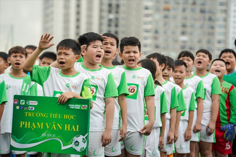 Giải Bóng Đá Học Đường là sân chơi giúp các em duy trì niềm cảm hứng với vận động và luyện tập thể thao. Giải Bóng Đá Học Đường là sân chơi giúp các em duy trì niềm cảm hứng với vận động và luyện tập thể thao.