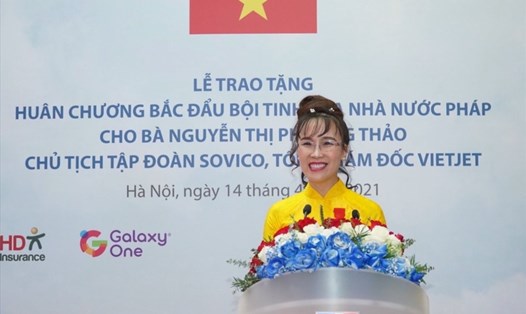 Bà Nguyễn Thị Phương Thảo tại buổi lễ trao Huân chương Bắc đẩu bội tinh do Nhà nước Pháp trao tặng