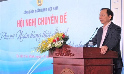 Phó Thống đốc Thường trực Ngân hàng Nhà nước Việt Nam Đào Minh Tú phát biểu tại hội nghị. Ảnh Nam Dương