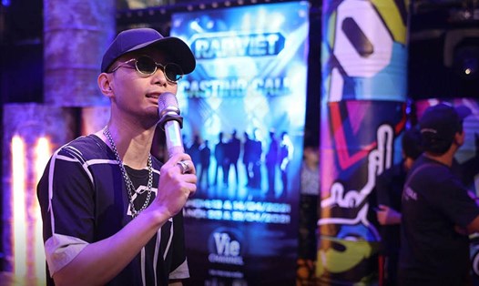 Giám khảo Rhymastic tại vòng casting "Rap Việt" mùa 2. Ảnh: Vie