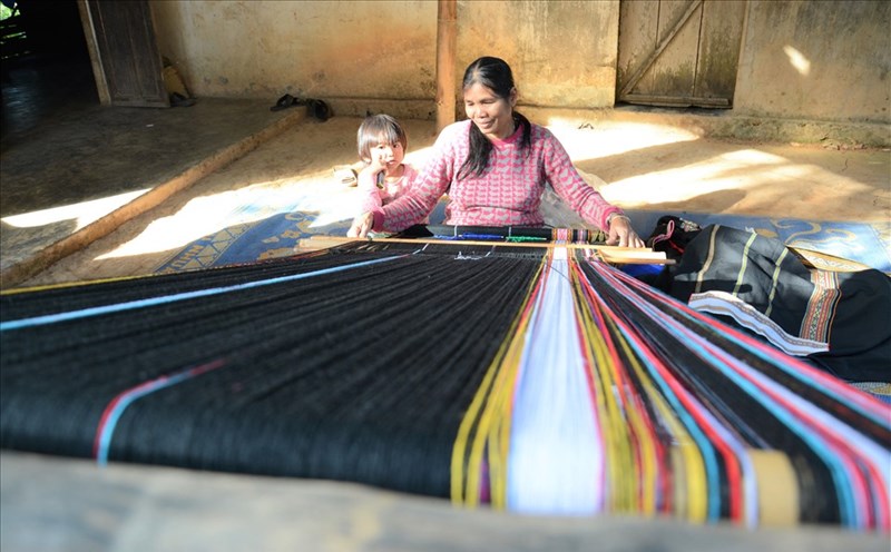 Ngày hội là thời điểm thuận lợi để quảng bá văn hóa đậm đà bản sắc dân tộc các tỉnh Tây Nguyên. Ảnh TT