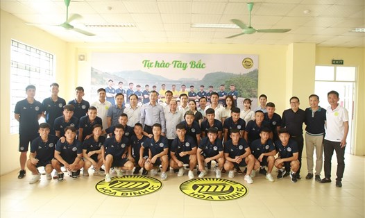 Câu lạc bộ Hoà Bình sẽ thi đấu ở giải hạng Nhì Quốc gia 2021. Ảnh: Tú Nguyễn