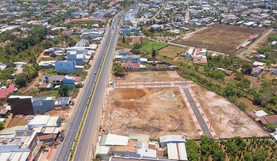 Dự án khu dân cư Hùng Vương nằm ở thị trấn Chư Sê, trên trục Quốc lộ 14 kết nối với các tỉnh Tây Nguyên. Ảnh TT