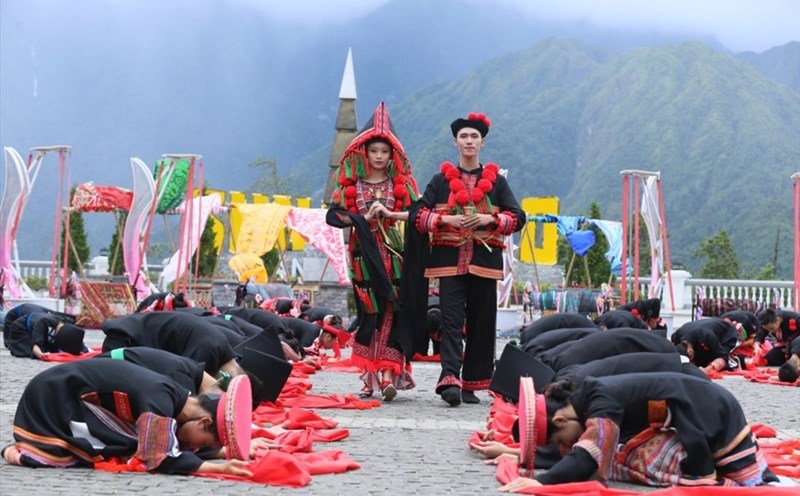 Show "Vũ điệu trên mây" sẽ trở lại với du khách vào mùa hè này. Ảnh: BTC