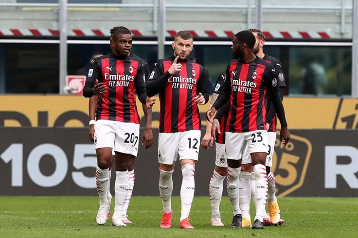 Kết quả AC Milan 2-1 Genoa: Vơi bớt nỗi nhớ Ibra