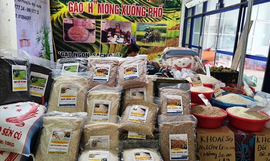 Xuất khẩu gạo của Việt Nam vẫn có nhiều lợi thế dù giá giảm nhẹ. Ảnh: Vũ Long