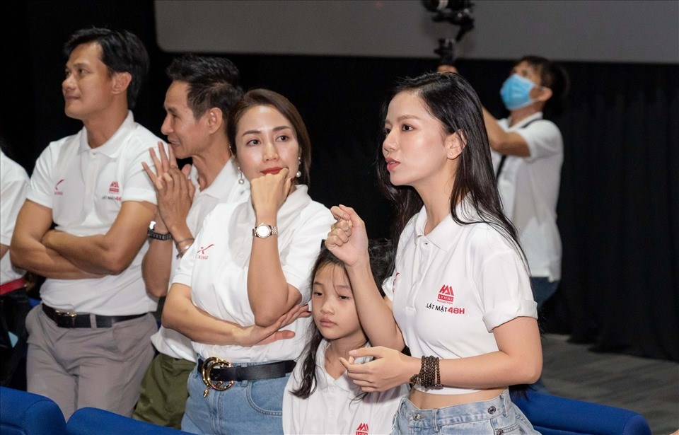 Ốc Thanh Vân xúc động trước tình cảm của khán giả. Ảnh: ĐPCC. Ốc Thanh Vân xúc động trước tình cảm của khán giả. Ảnh: ĐPCC.
