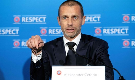 Nếu Chủ tịch Aleksander Ceferin và UEFA đưa vụ việc ra tòa, họ có nguy cơ thất bại. Ảnh: AFP