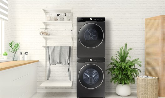 Máy giặt trí tuệ nhân tạo Samsung AI có thể điều khiển từ xa qua kết nối Internet. Ảnh. Khánh Huyền.