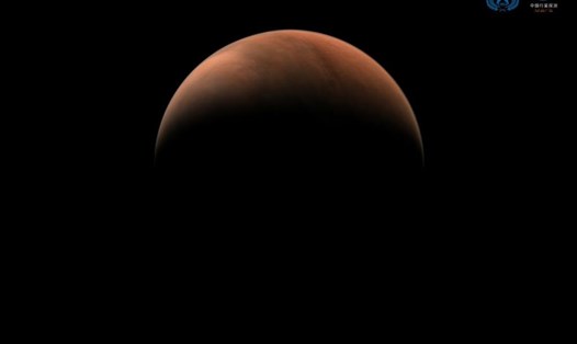 Tàu thăm dò Thiên Vấn 1 của Trung Quốc chụp sao Hỏa ngày 18.3.2021. Ảnh: Xinhua