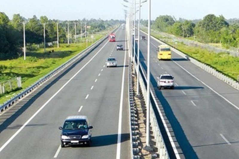 Khoảng cách an toàn giữa các xe khi tham gia giao thông