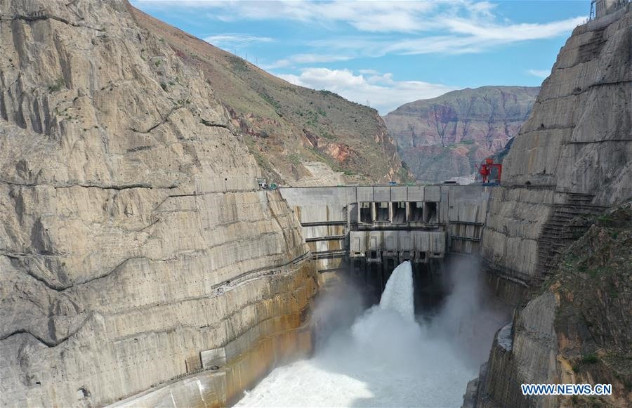 Thủy điện Ô Đông Đức cao gần gấp rưỡi đập Tam Hiệp. Ảnh: Xinhua