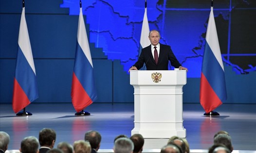 Tổng thống Nga Vladimir Putin trình bày thông điệp liên bang ngày 21.4. Ảnh: Kremlin/Sputnik
