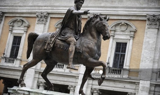 Bức tượng hoàng đế La Mã Marcus Aurelius tại bảo tàng Capitolini ở Rome, Italia. Ảnh: AFP