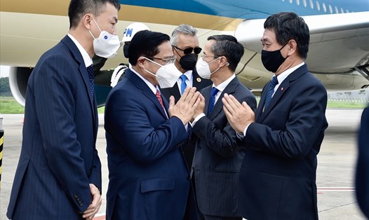 Thủ tướng Phạm Minh Chính đến Indonesia trưa ngày 23.4. Ảnh: VGP