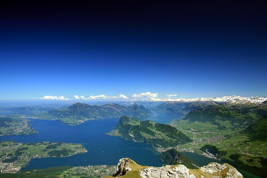Toàn cảnh hồ Lucerne. Ảnh: Wiki
