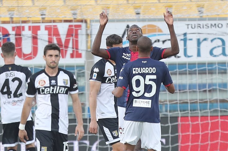 Highlights vòng 33 Serie A: Parma 3-4 Crotone
