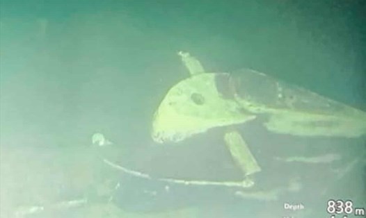 Phần chính của tàu ngầm KRI Nanggala-402 bị vỡ dưới biển. Ảnh: AFP