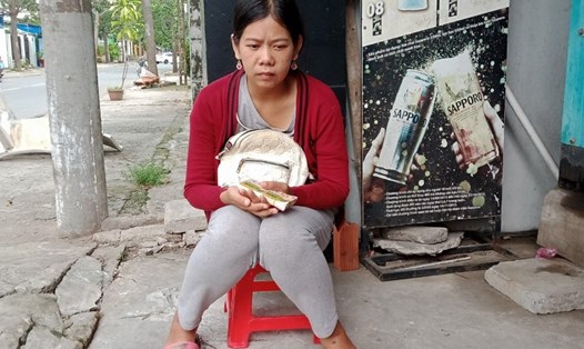 Chị Phan Thị Hòa đang trong hoàn cảnh rất khó khăn cần được giúp đỡ. Ảnh: GĐCC