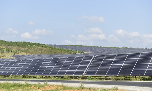 Khai trương nhà máy điện mặt trời Hồng Phong 4 ở tỉnh Bình Thuận năm 2019. Ảnh: Cơ quan Phát triển Quốc tế Mỹ USAID