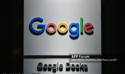 Google tích hợp bộ định tuyến Wifi vào Home. Ảnh: AFP