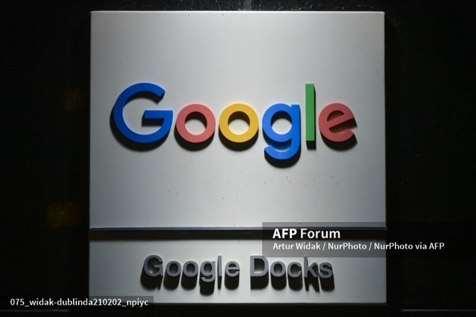 Google tích hợp bộ định tuyến Wifi vào Home. Ảnh: AFP Google tích hợp bộ định tuyến Wifi vào Home. Ảnh: AFP