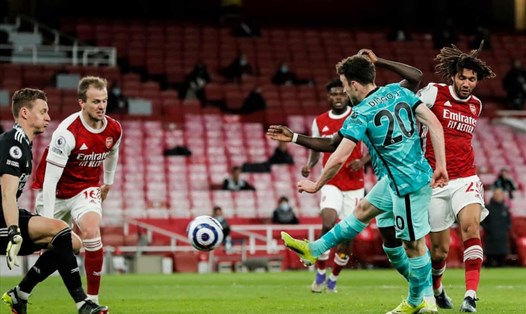 Arsenal bị Liverpool nhấn chìm với tỉ số 3-0 ngay tại sân Emirates. Ảnh: AFP