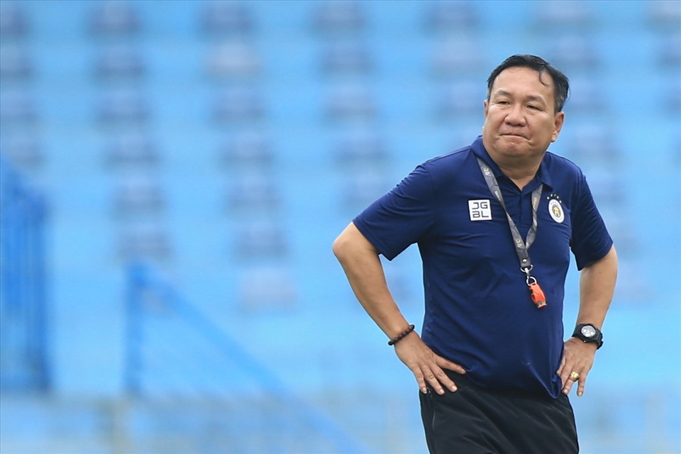 Huấn luyện viên Hoàng Văn Phúc sẽ dẫn dắt Hà Nội từ vòng 8 V.League 2021. Ảnh: Hoài Thu