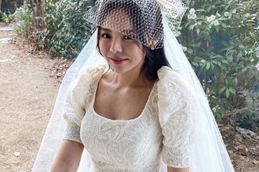 Chị gái J-Hope (BTS) - Jung Jiwoo làm đám cưới vào tháng sau.