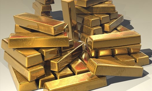 Chuyên gia dự báo giá vàng giảm trong hiện tại nhưng có thể tăng trở lại. Ảnh: AFP