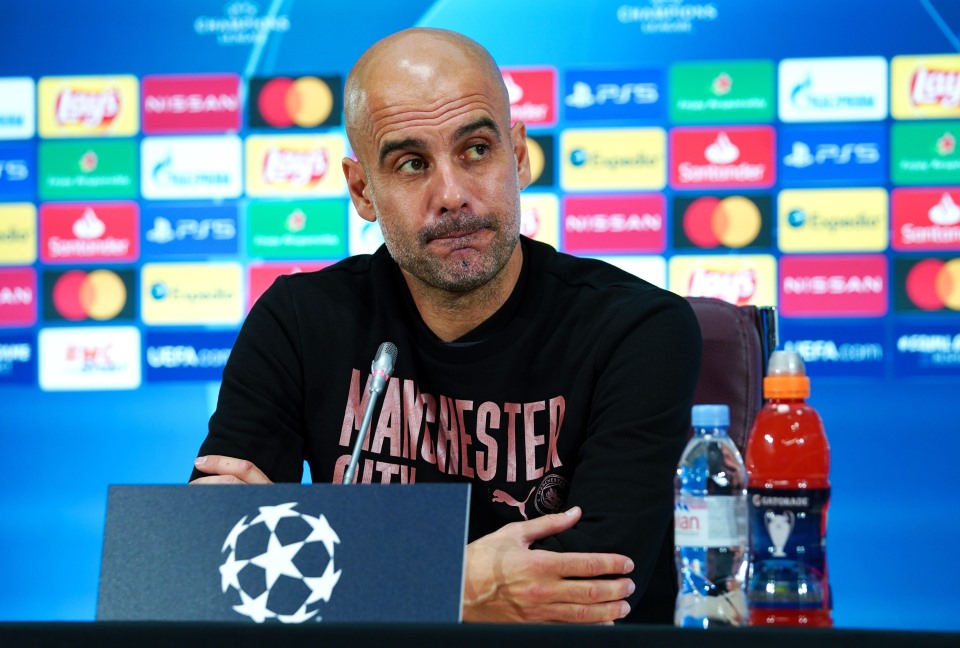 Pep Guardiola đánh giá cao chất lượng đội hình của Dortmund nhưng lại "chê" cách họ dùng tiền để lôi kéo cầu thủ trẻ. Ảnh: Man City